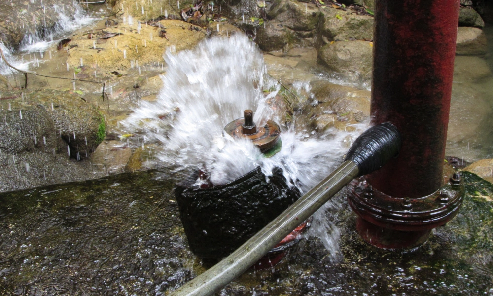 emergency water damage restoration